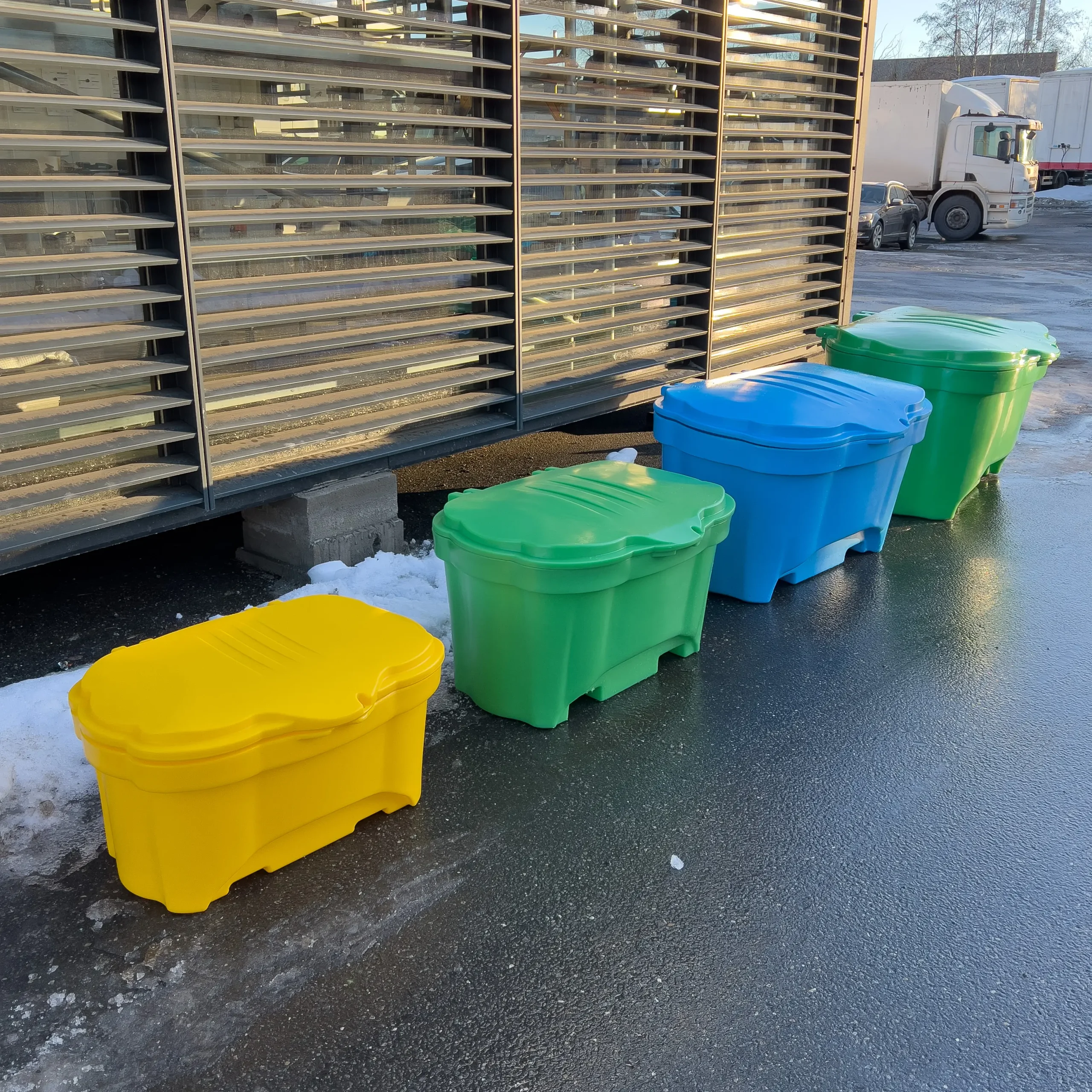 Strøsandkasser til salg