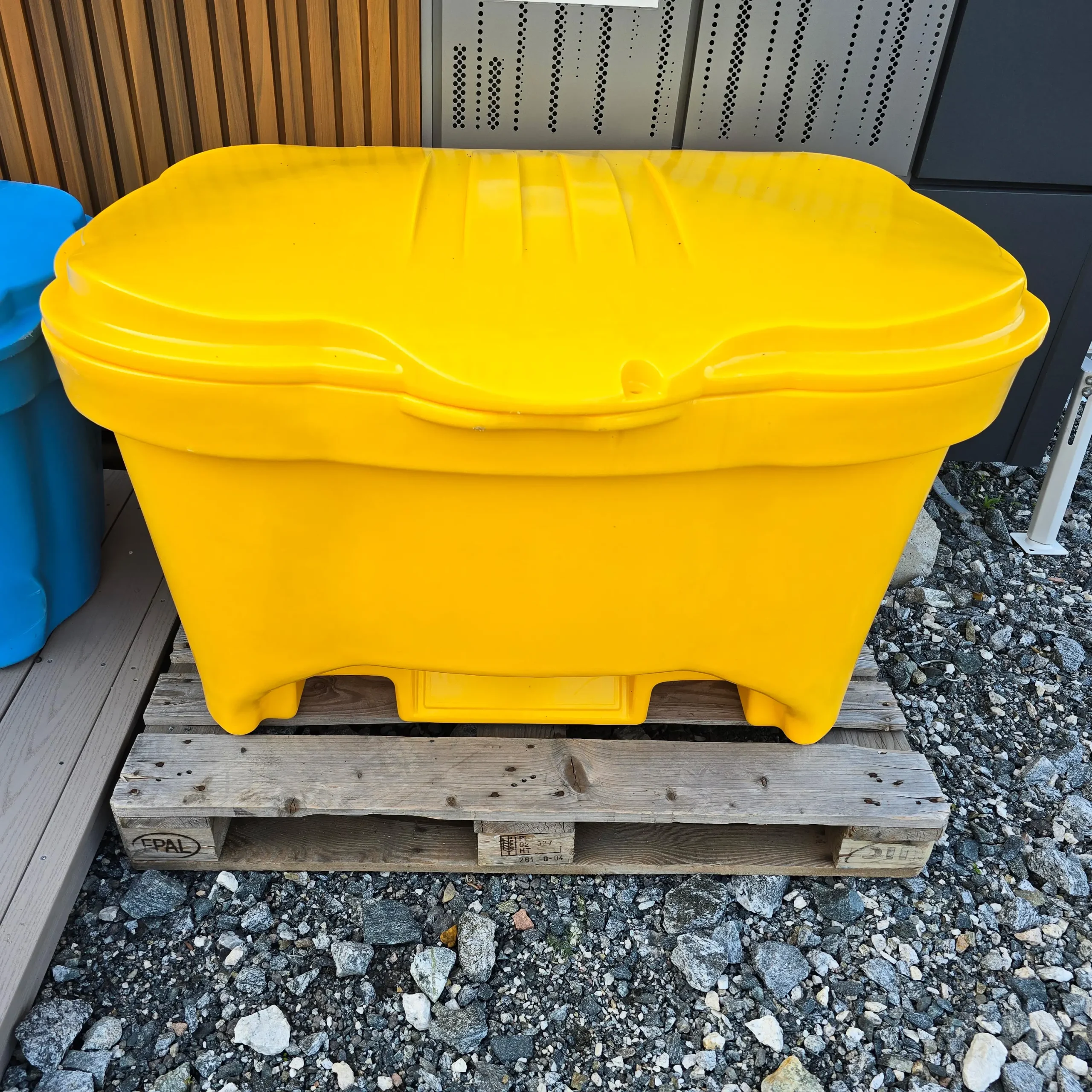 Strøkasse gul